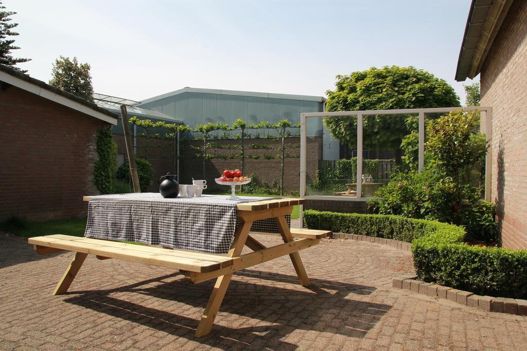 De Tomaat Villa Aarle-Rixtel ภายนอก รูปภาพ